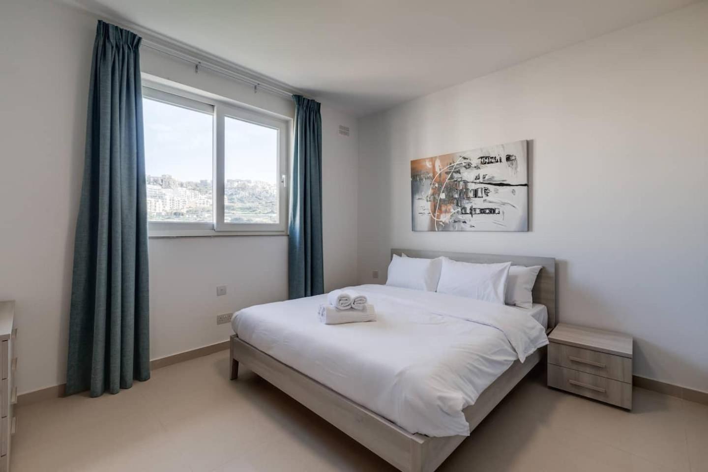 9Ten11 Seafront By Homely Mellieħa Εξωτερικό φωτογραφία